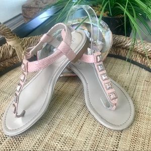 💰Ellen Tracy Embellished Pink Snakeskin Sandal